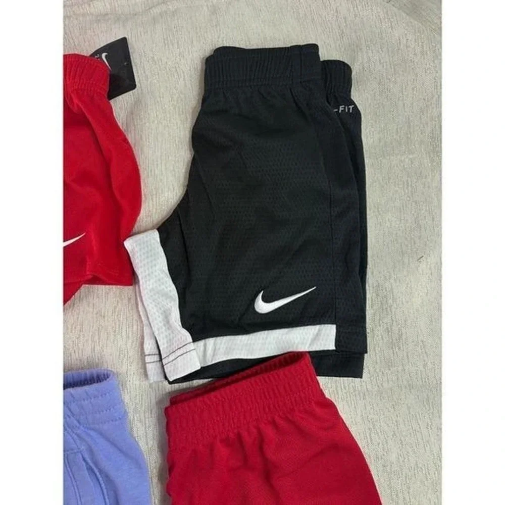 Nike six pairs